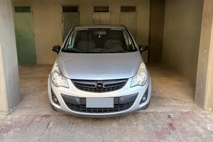 Opel corsa 2013 1.2 benzina