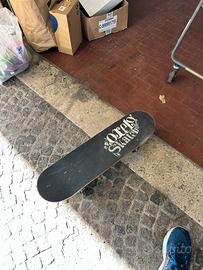 Skateboard nuovo mai usato