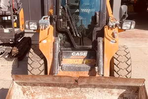 Minipala gommata CASE SV300