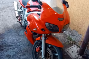 Suzuki SV 650 99 versione Special a libretto 
