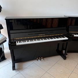 Pianoforte Verticale Yamaha YM5S Silent