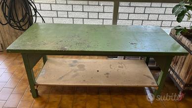 Banco da lavoro in legno