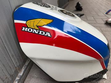 Serbatoio Honda CBR 600 anni 80