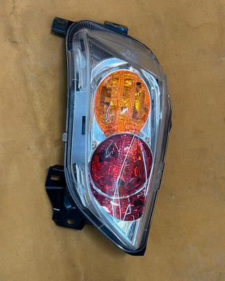 Fanale posteriore sinistro Honda Forza 250 2009