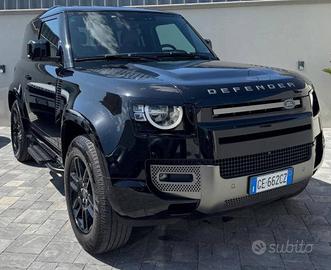 Land Rover Defender 3.0d i6 mhev X-Dynamic SE awd