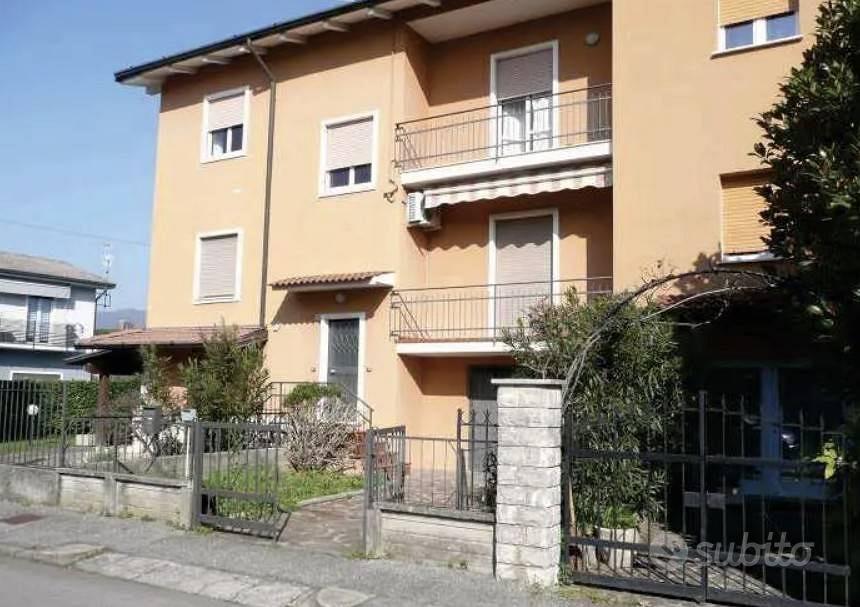 Immobile in asta di 122 m² con 4 locali e box auto