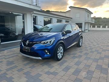 Renault Captur Plug-in Hybrid E-Tech 160 CV Initia