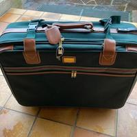 Lotto di valigie, borsoni, borsette