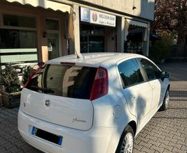 FIAT GRANDE PUNTO 1.3 mtj Neopatentati