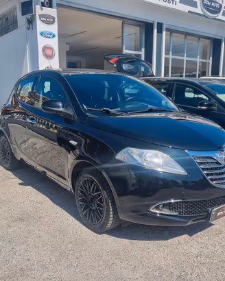 Lancia Ypsilon 1.3 MJT 16V 95 CV 5 porte S&S Plati