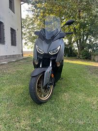 YAMAHA XMAX 400 TECH MAX – GIUGNO 2020