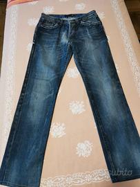 Vestiti vari giacche,giubbotti,pantaloni 