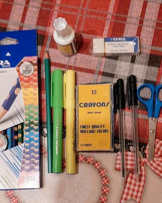 materiale scolastico