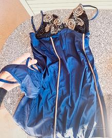 Set lingerie blu elettrico