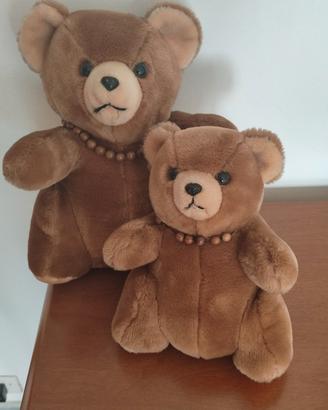 Orsacchiotti mamma e figlio