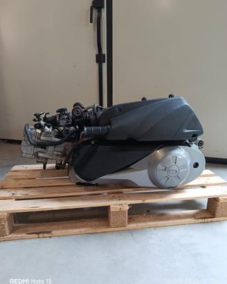 motore kymko people 300 GTI  BF60A
