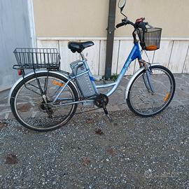 bicicletta elettrica 