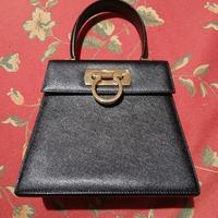 Salvatore Ferragamo borsa originale.