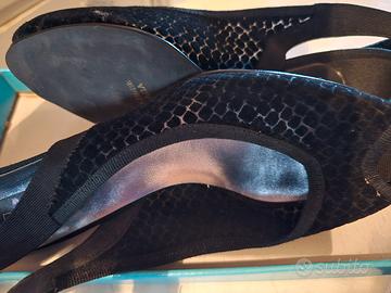 scarpe modello chanel