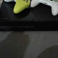  Xbox one con 2 joystick più giochi vari  