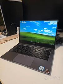 Huawei MateBook D14 Ryzen 5 + FreeBuds OMAGGIO