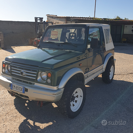 Suzuki samurai de luxe