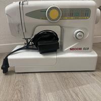 Macchina da cucire Necchi 519