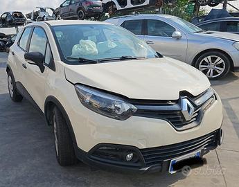 RICAMBI USATI RENAULT CAPTUR 2013  898cc BZ H4B A4