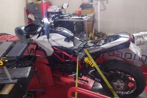 Ducati Hypermotard 939