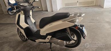 scooter People S