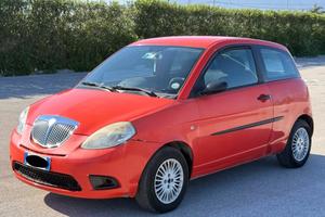 Lancia Ypsilon 1.2 Benzina 12 Mesi di garanzia