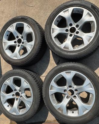 cerchi BMW+pneumatici 225/50/17 98V Hankook inv.