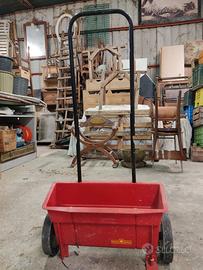 seminatrice a spinta 