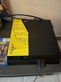 Ps4 4 giochi 3 joistick