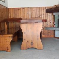 Tavolo e panca in legno massello