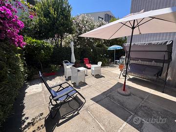 Appartamento con giardino a 150 metri dal mare