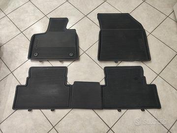 Serie di tappetini sagomati Peugeot 3008 SUV (P84)
