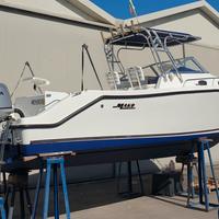 Mako 253 WA + 2x150 hp Honda (2005)