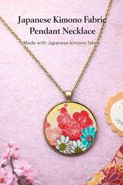 ciondolo in tessuto chirimen giapponese 