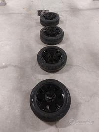 Cerchi 14" in lega gommati