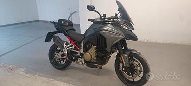 Ducati Multistrada v4s