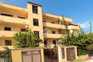 4 LOCALI A VIBONATI