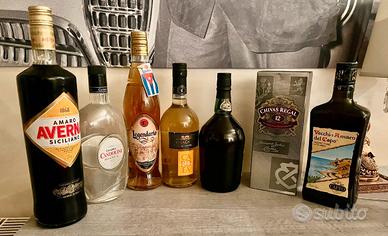 Lotto 7 BottiglieLiquoriDistillati da Collezione