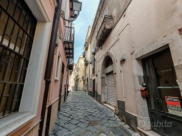 Via Pietro De Caro