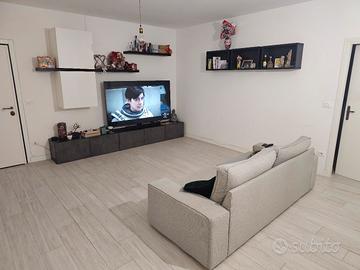 Sala e Cucina Moderne - 2 Anni,