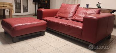 divano 2 posti in pelle rossa 