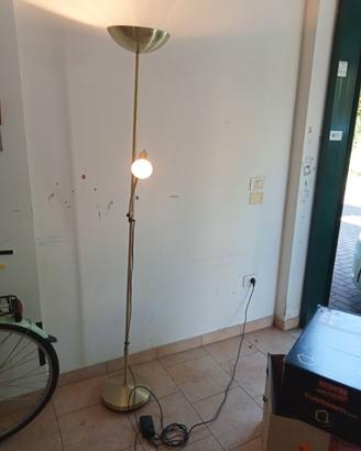 Luce da terra oro