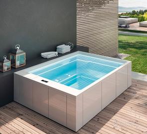 Minipiscina idromassaggio da esterno 