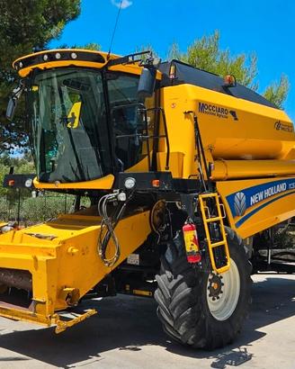Mietitrebbia New Holland TC5.90 HillSide