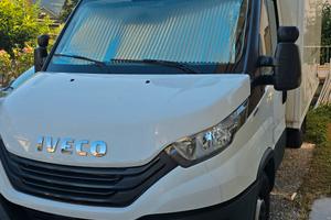 Iveco Daily con cella frigo